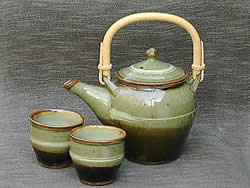 ash glazed dobin tea pot with cane handle・ash glazed tea cup